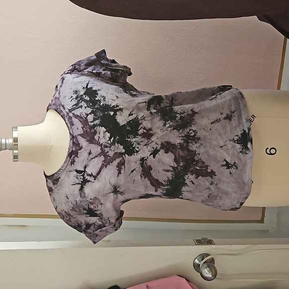 Black and purple tie dye t shirt - Picture 4 of 4